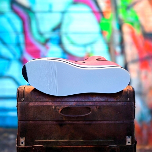 Handmade 3D Printed Pink Shoe Pencil Holder – New, 10"x2.25"x5" - Picture 8 of 10